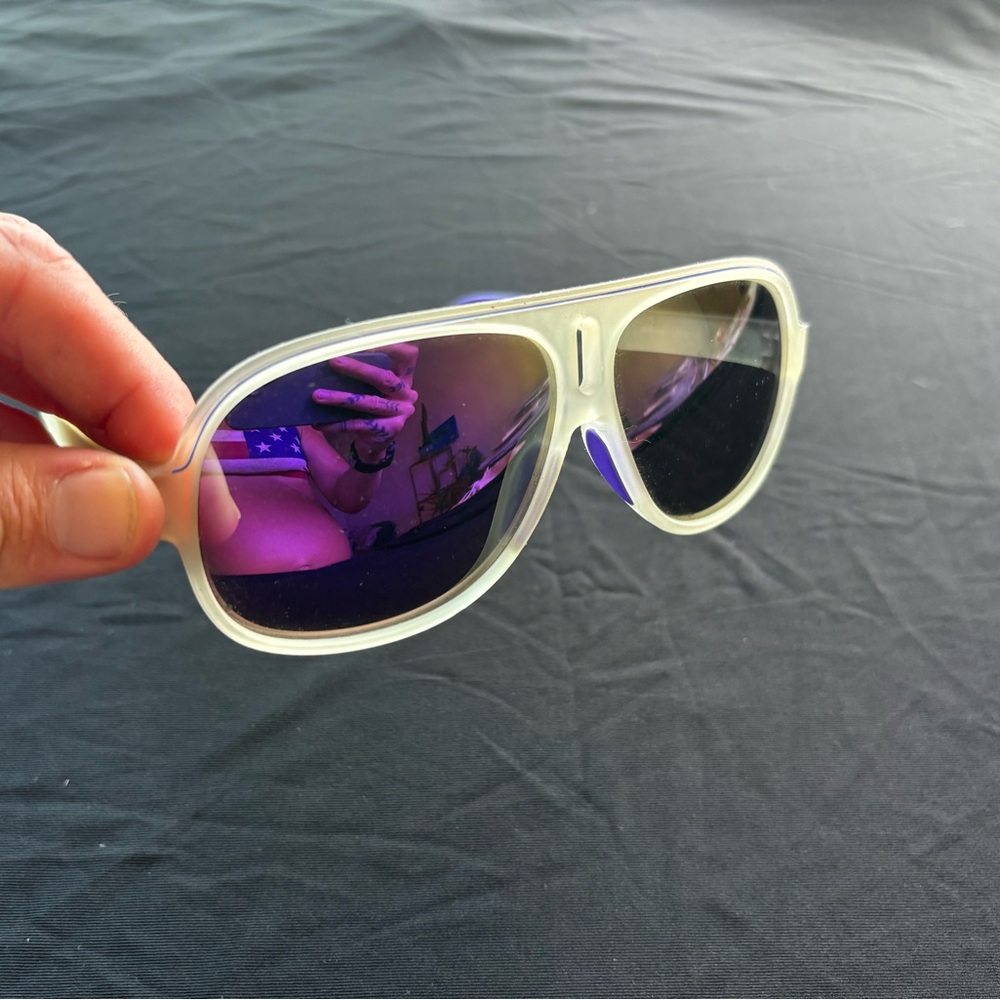 Stylish White/Purple goodr Sunglasses